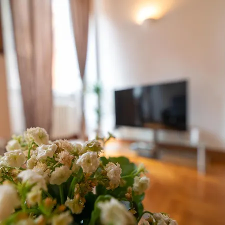 Appartement Casa Parlamento, Al Centro Di Rome